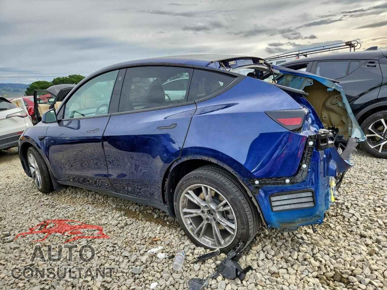 TESLA MODEL Y 2023 - 7SAYGDEEXPF588577