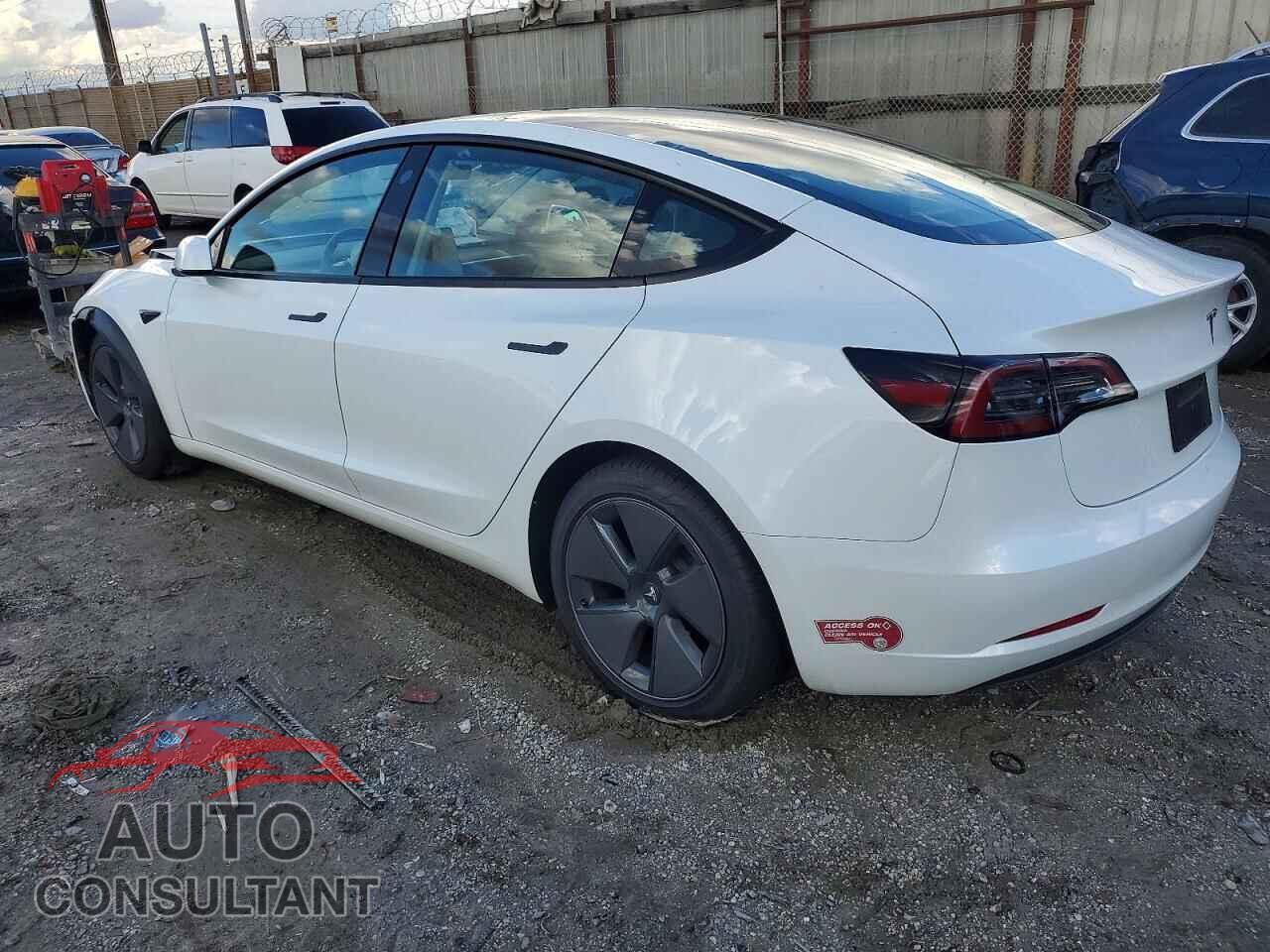 TESLA MODEL 3 2023 - 5YJ3E1EAXPF674996