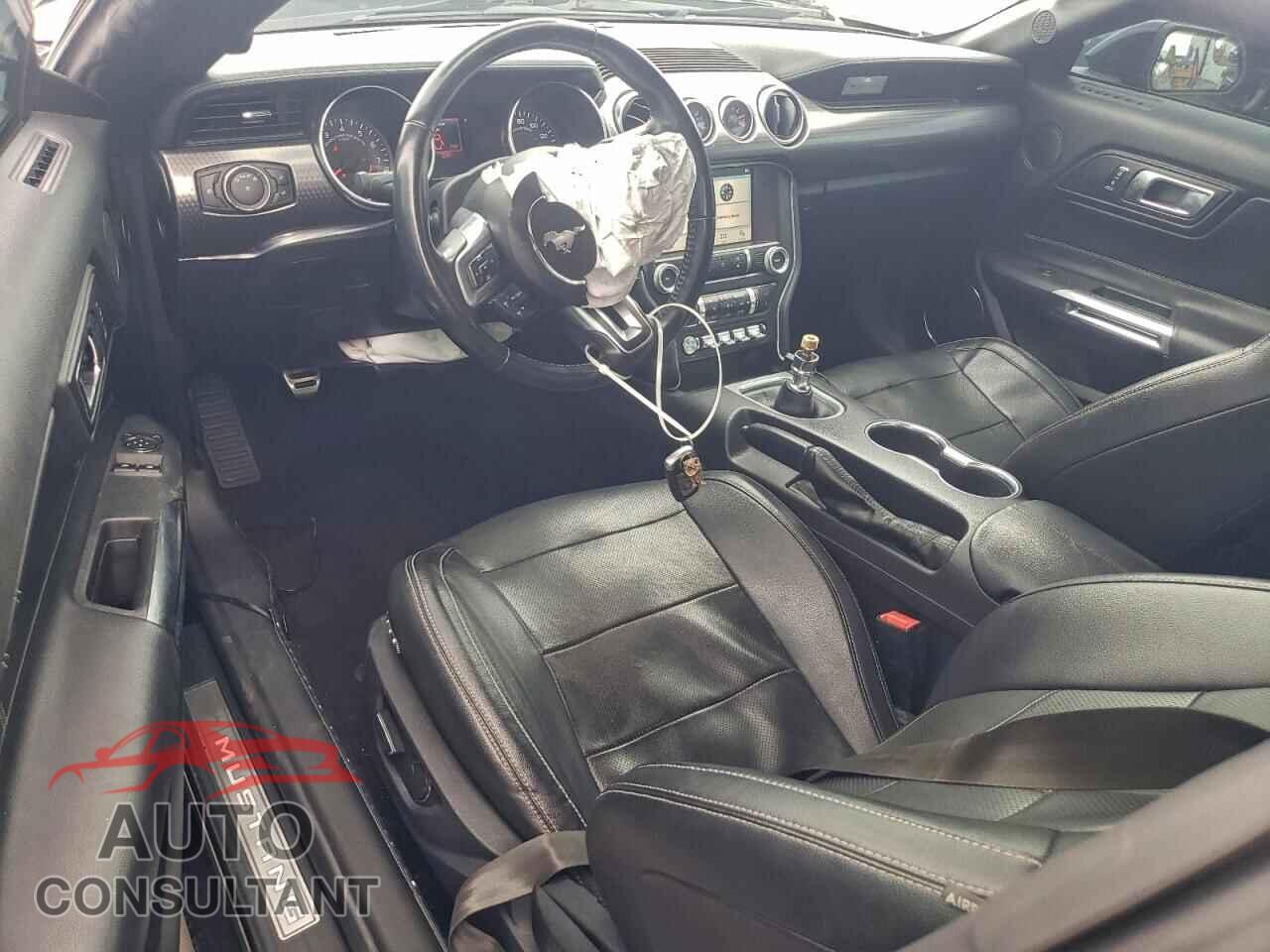 FORD MUSTANG 2019 - 1FA6P8CF9K5129337