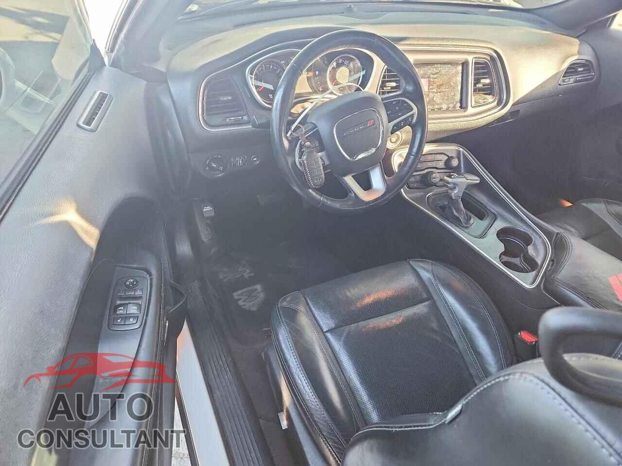 DODGE CHALLENGER 2018 - 2C3CDZAG1JH259017