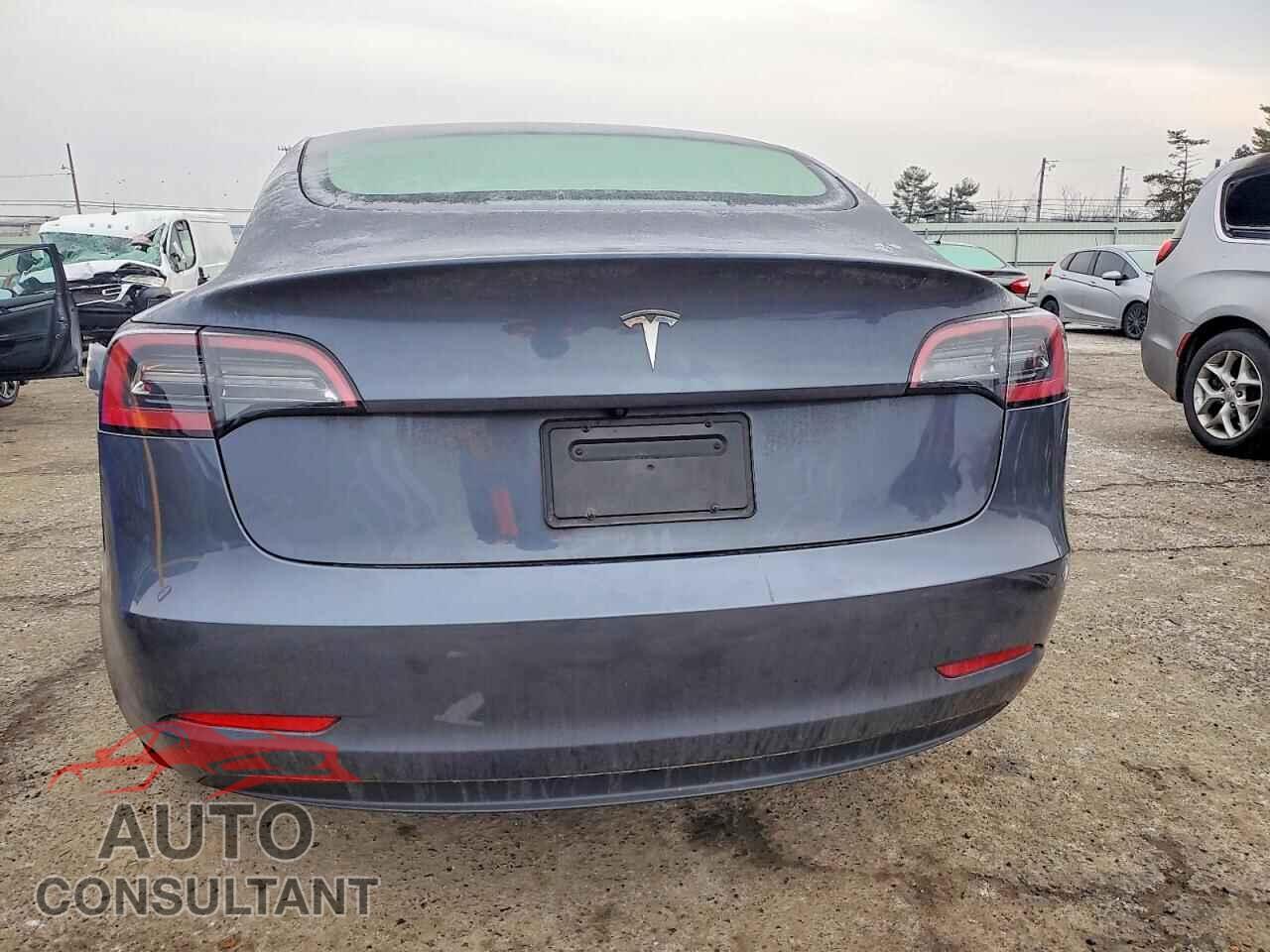TESLA MODEL 3 2023 - 5YJ3E1EA9PF646736