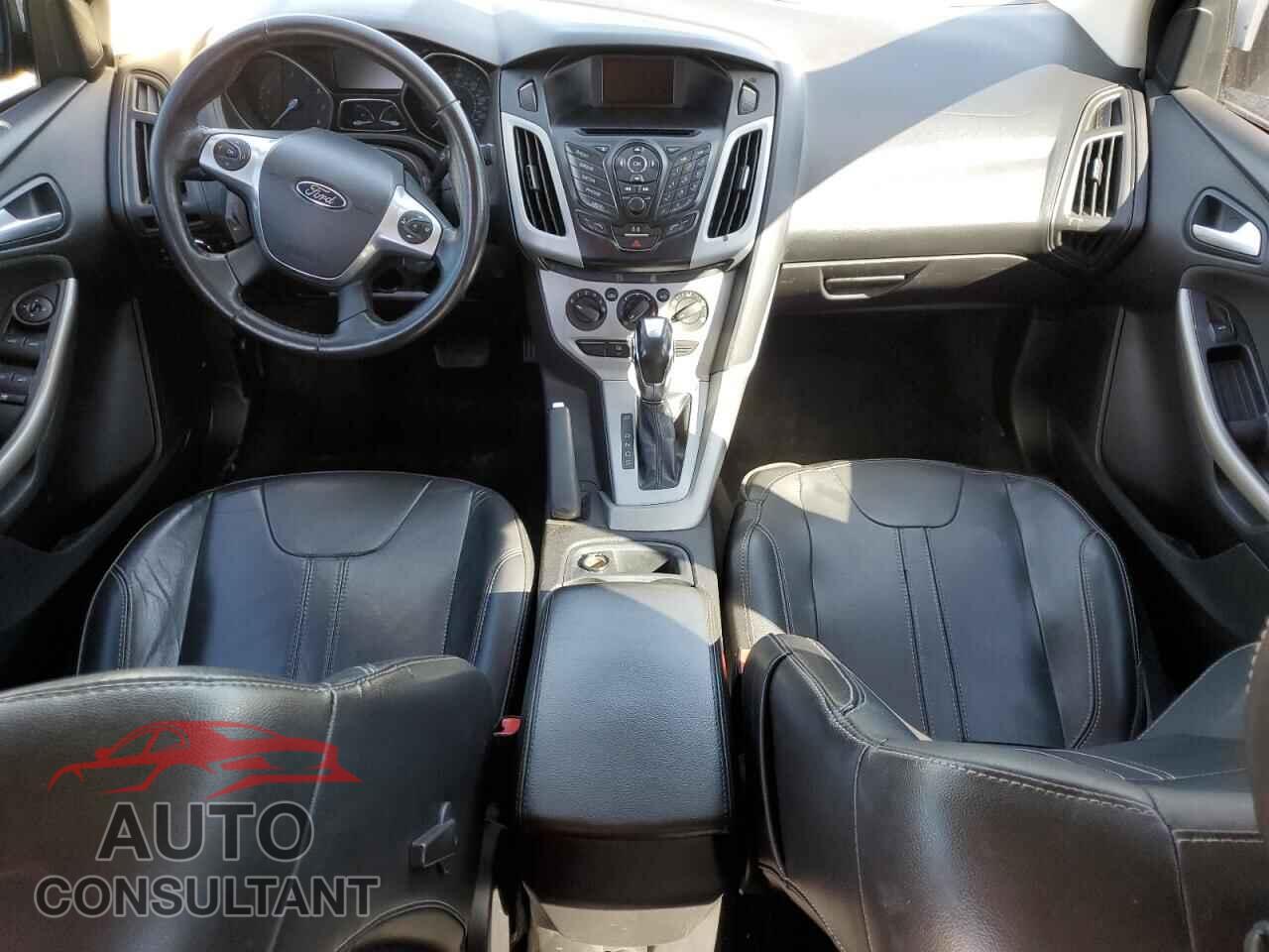 FORD FOCUS 2014 - 1FADP3F28EL268667