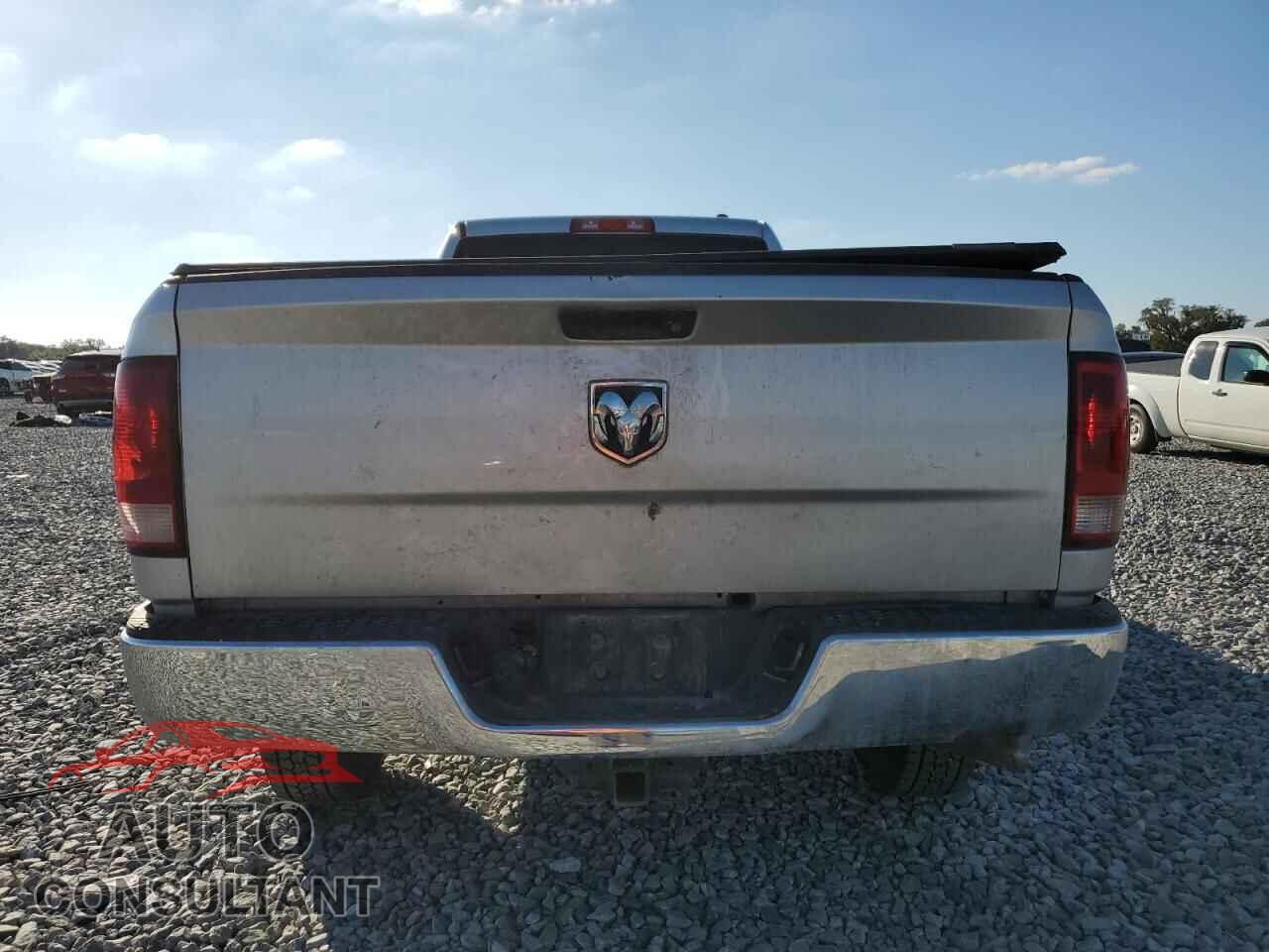 DODGE RAM 2500 2012 - 3C6TD5HT5CG289431