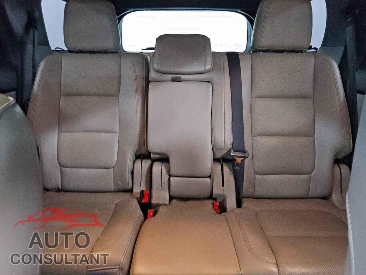 FORD EXPLORER 2014 - 1FM5K7F82EGC36021