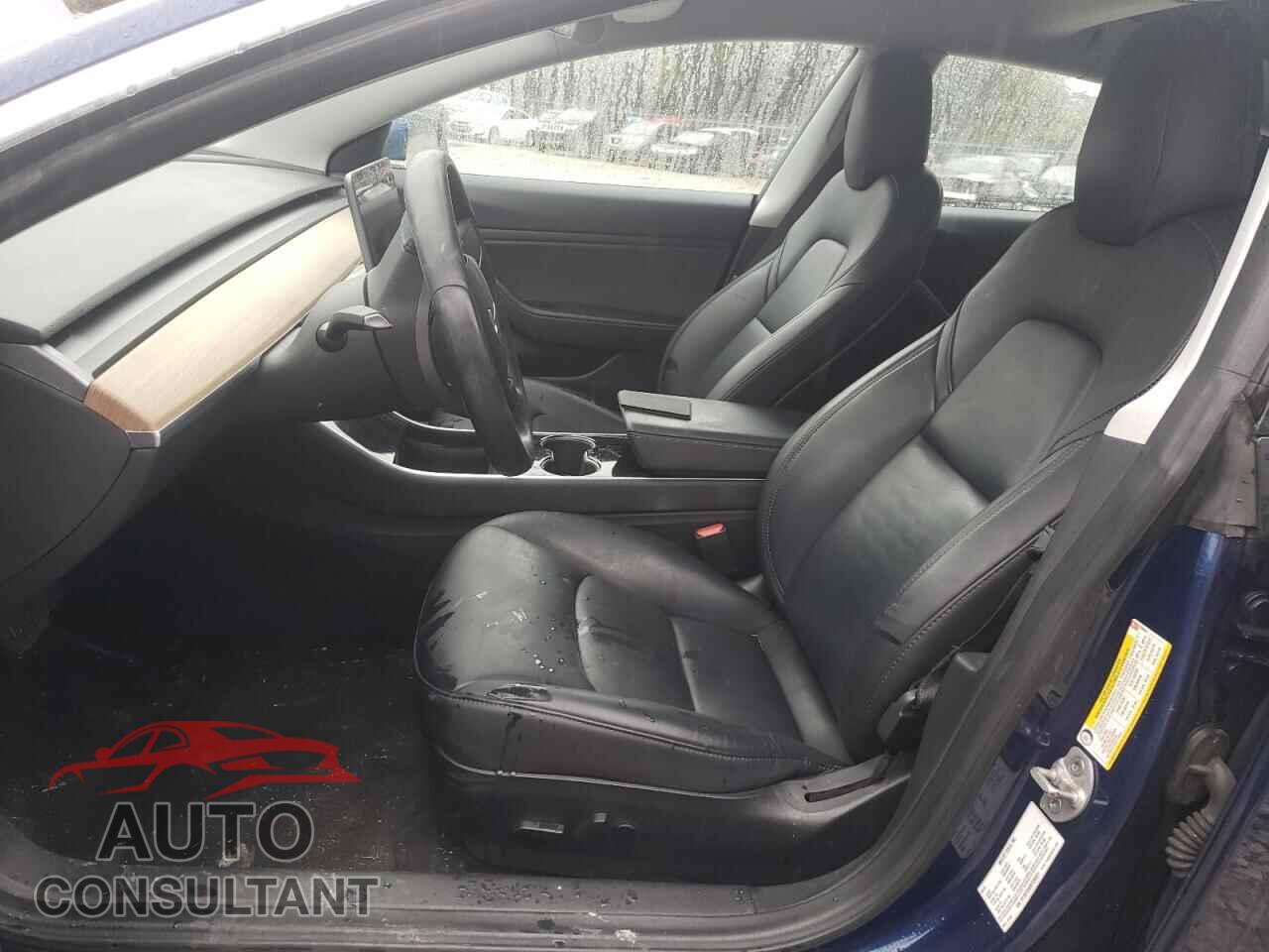 TESLA MODEL 3 2019 - 5YJ3E1EA3KF299221