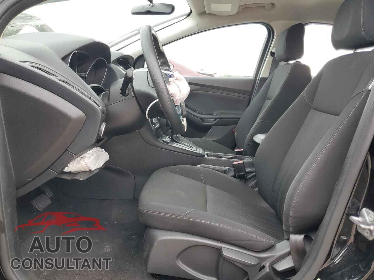 FORD FOCUS 2016 - 1FADP3K22GL250013