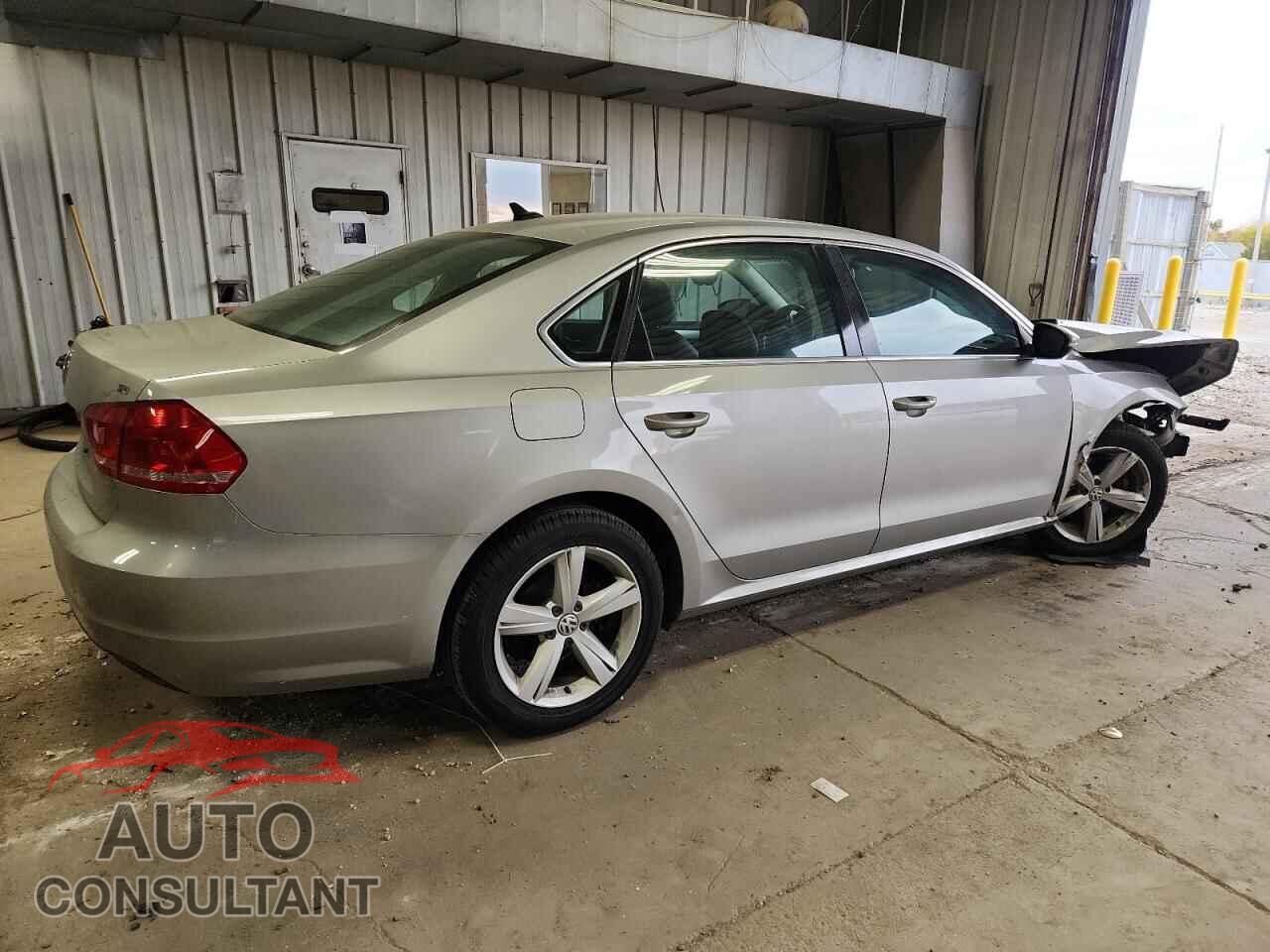 VOLKSWAGEN PASSAT 2012 - 1VWBP7A32CC093853