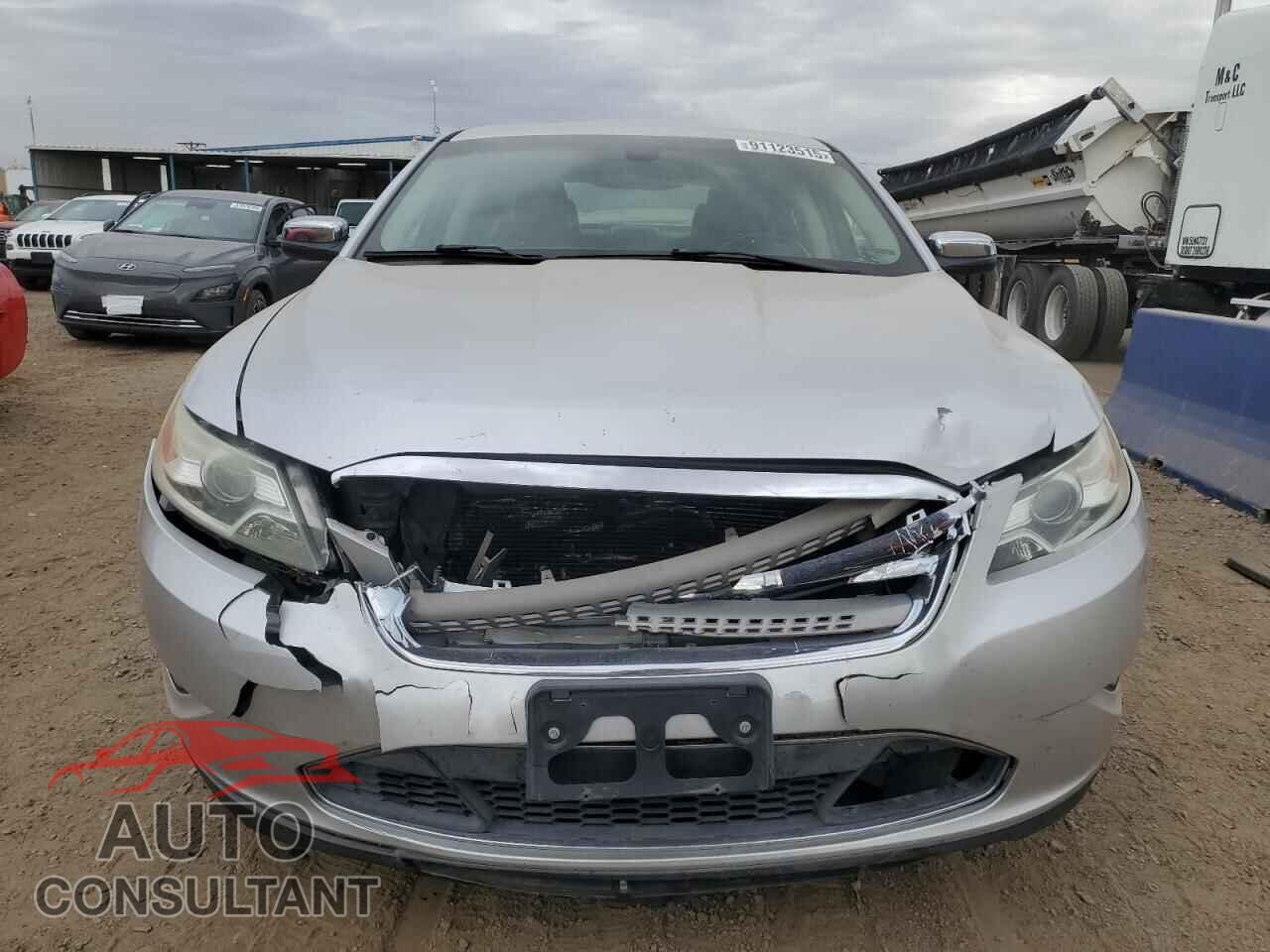 FORD TAURUS 2011 - 1FAHP2FW9BG109790