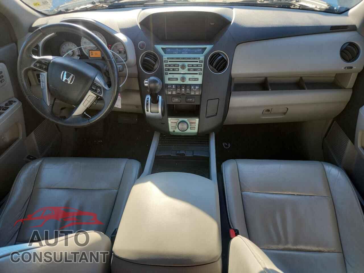 HONDA PILOT 2011 - 5FNYF4H99BB063422