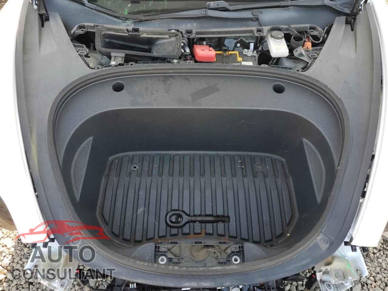 TESLA MODEL 3 2021 - 5YJ3E1EB6MF876142