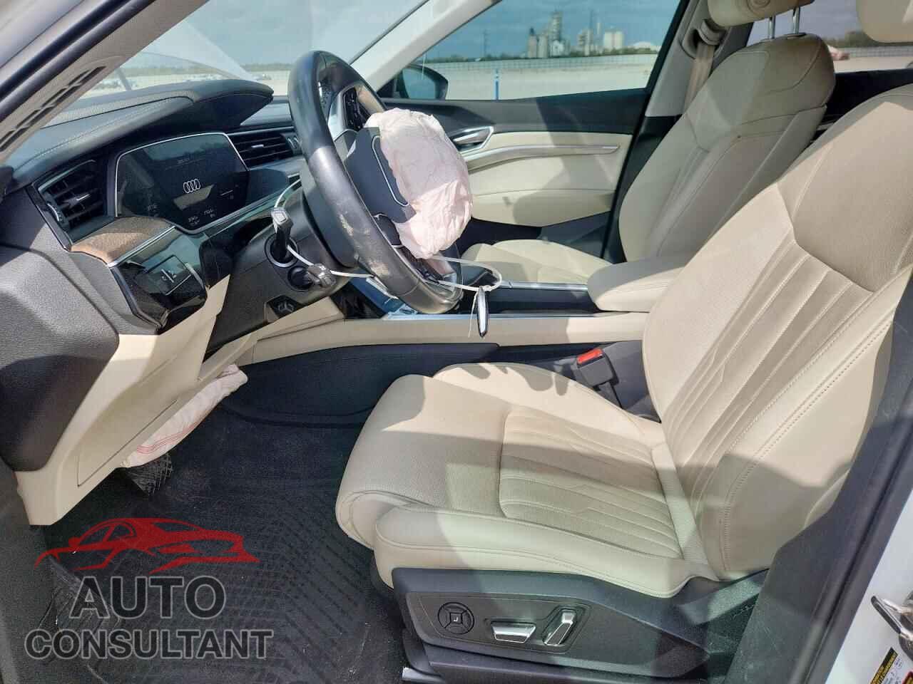 AUDI E-TRON 2021 - WA1VABGE8MB020792
