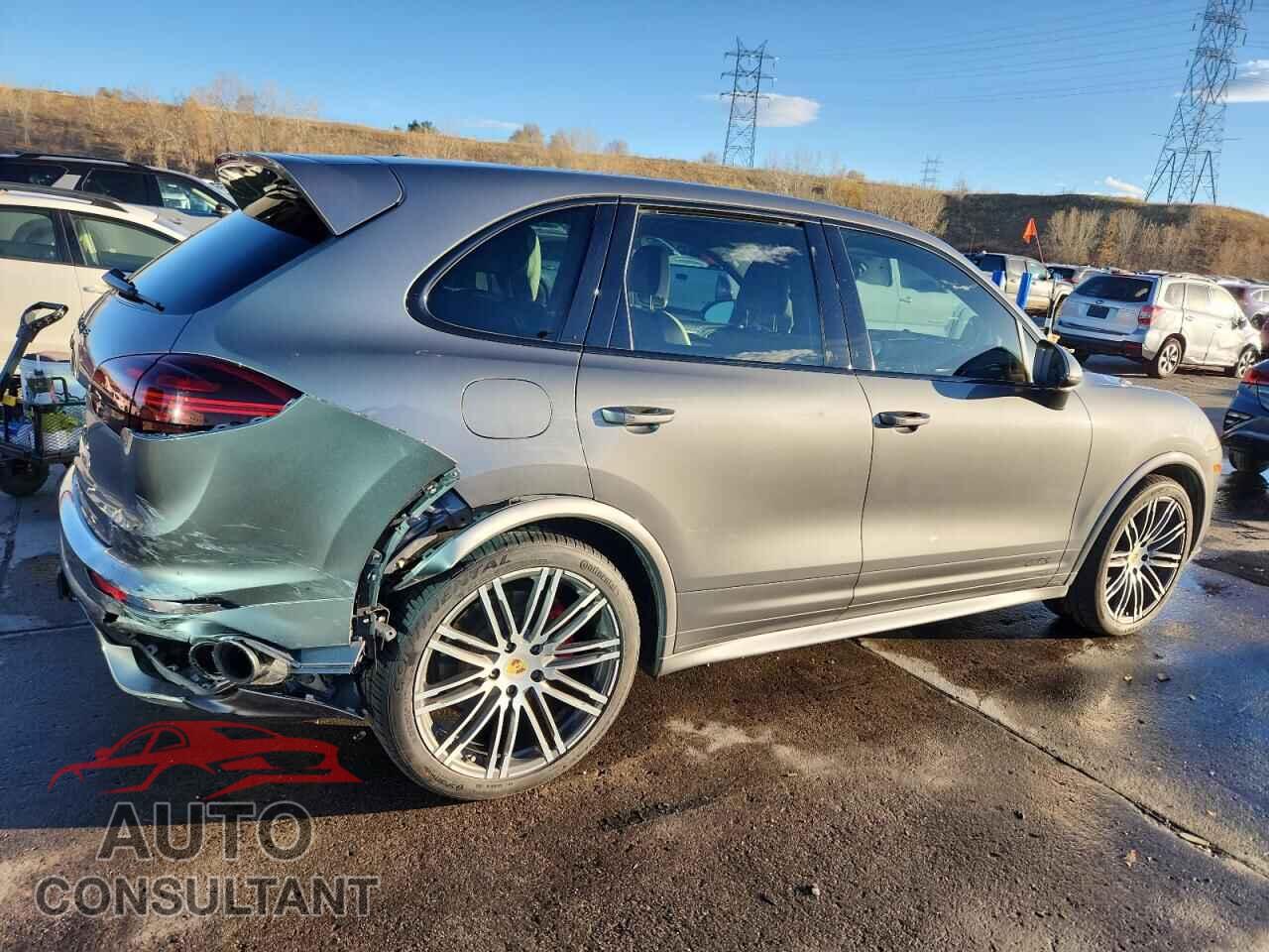 PORSCHE CAYENNE 2017 - WP1AD2A22HLA83167