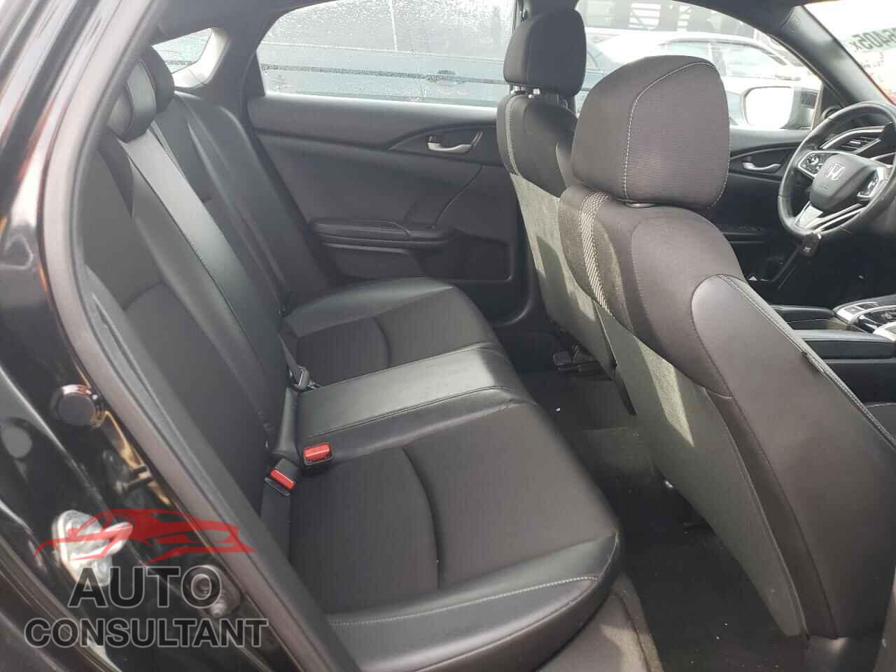 HONDA CIVIC 2019 - 2HGFC2F88KH591012