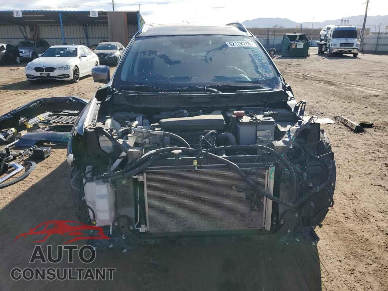 NISSAN ROGUE 2017 - 5N1AT2MT2HC869667