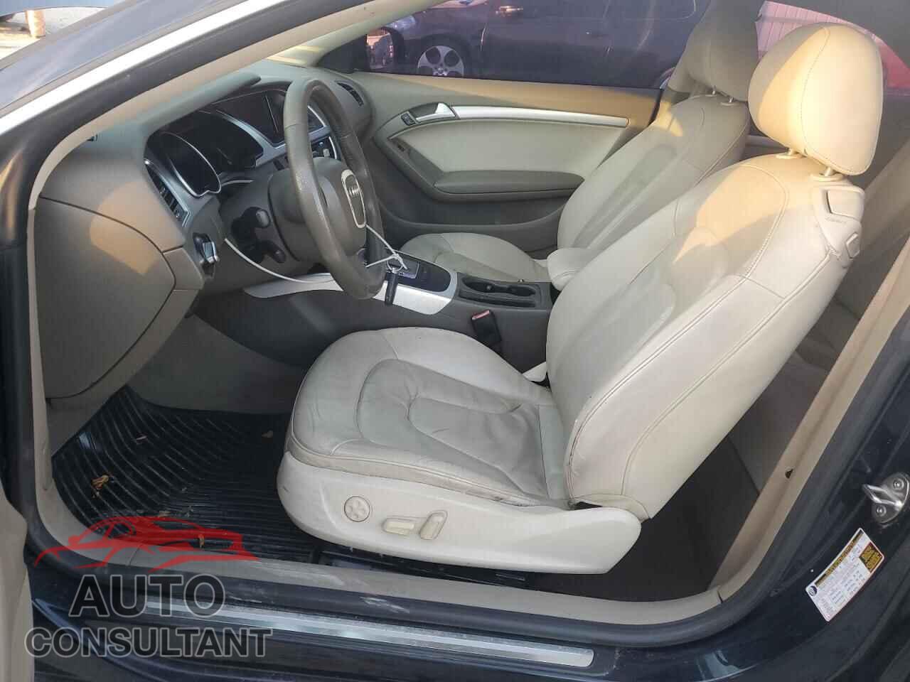 AUDI A5 2011 - WAUCFAFR2BA034202