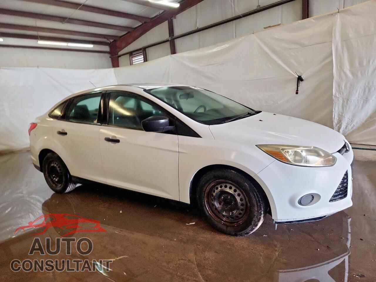 FORD FOCUS 2013 - 1FADP3E25DL307070