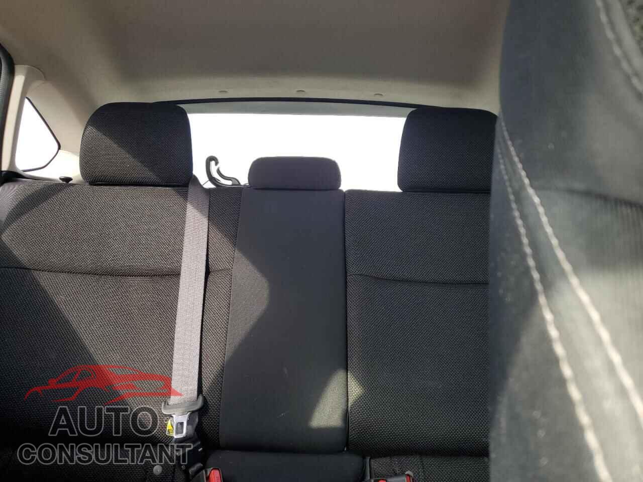 SUBARU XV 2014 - JF2GPAVC5E8323005