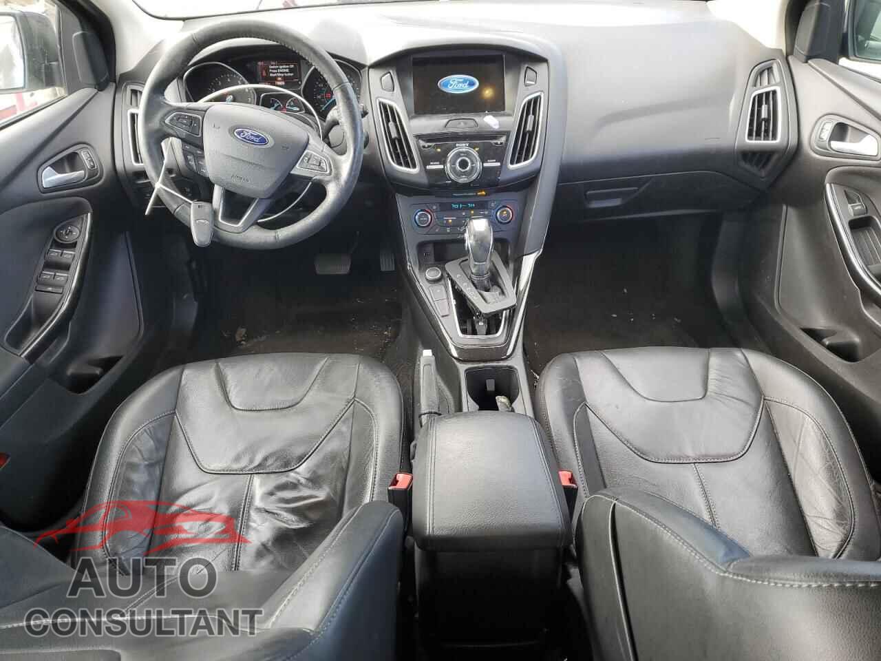 FORD FOCUS 2017 - 1FADP3N23HL208334