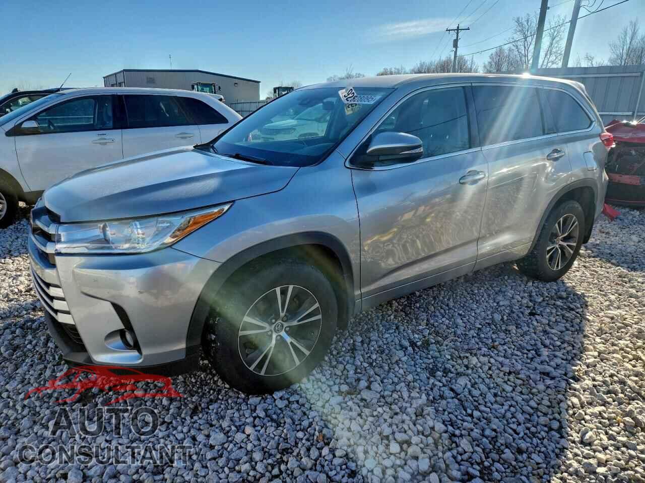 TOYOTA HIGHLANDER 2017 - 5TDBZRFH5HS439476