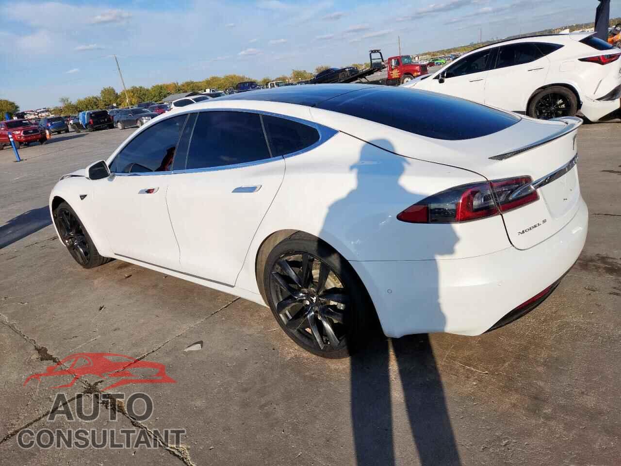 TESLA MODEL S 2018 - 5YJSA1E21JF254728