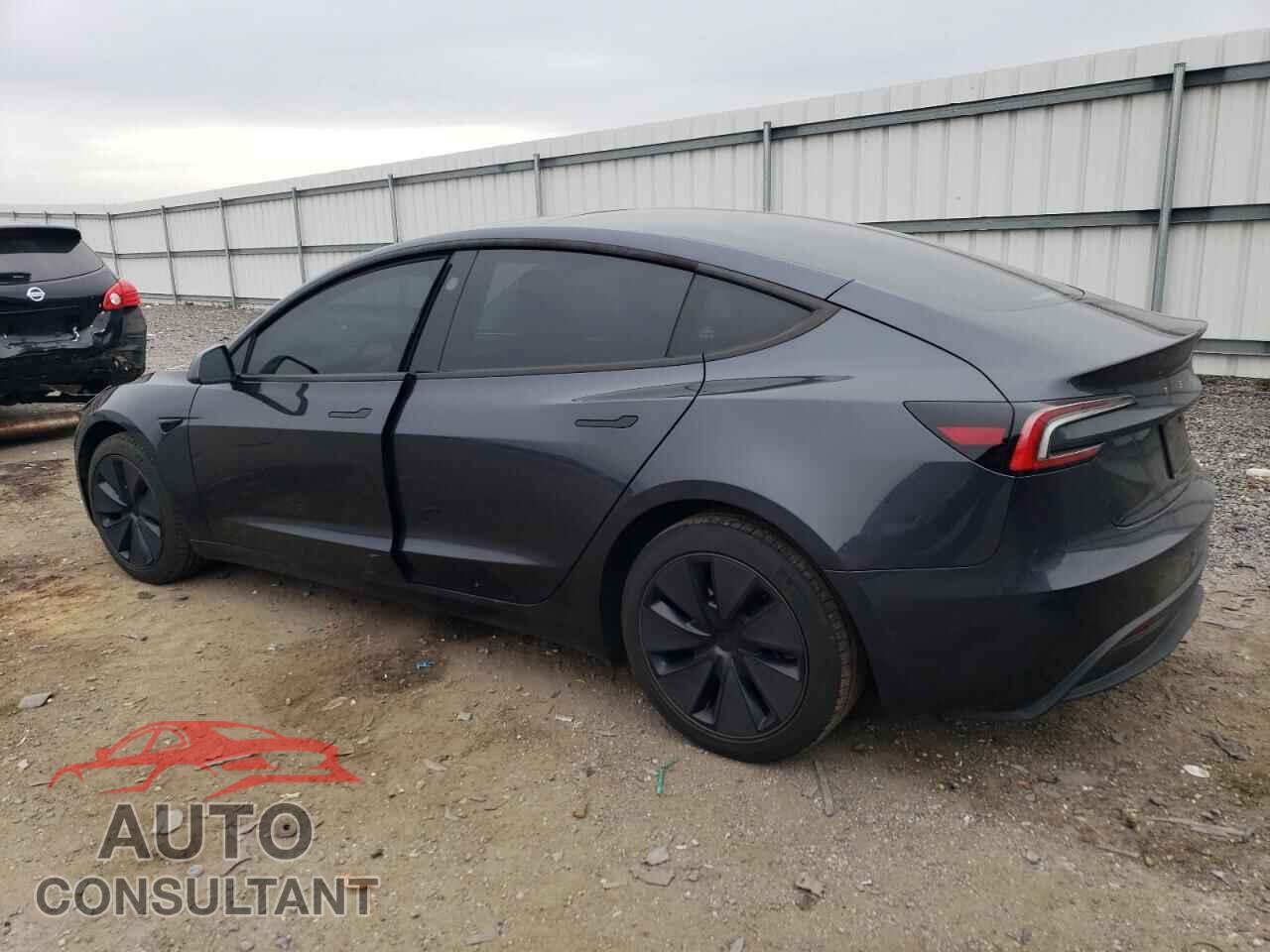 TESLA MODEL 3 2025 - 5YJ3E1EAXSF979990