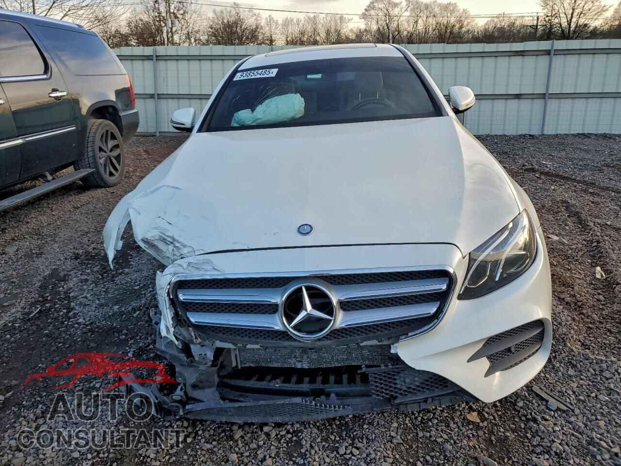 MERCEDES-BENZ E-CLASS 2017 - WDDZF4KB5HA061965