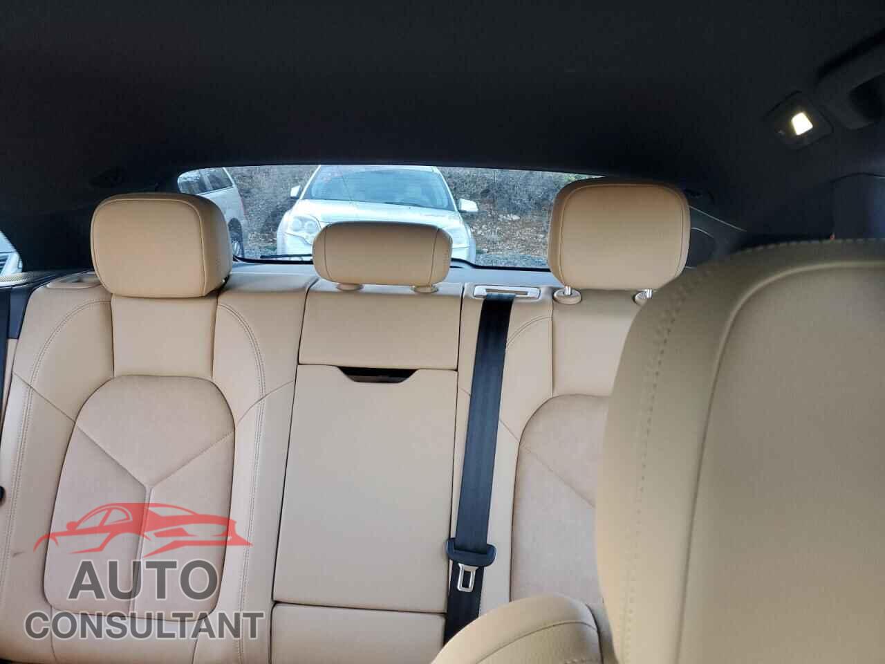 PORSCHE MACAN 2018 - WP1AA2A59JLB08610