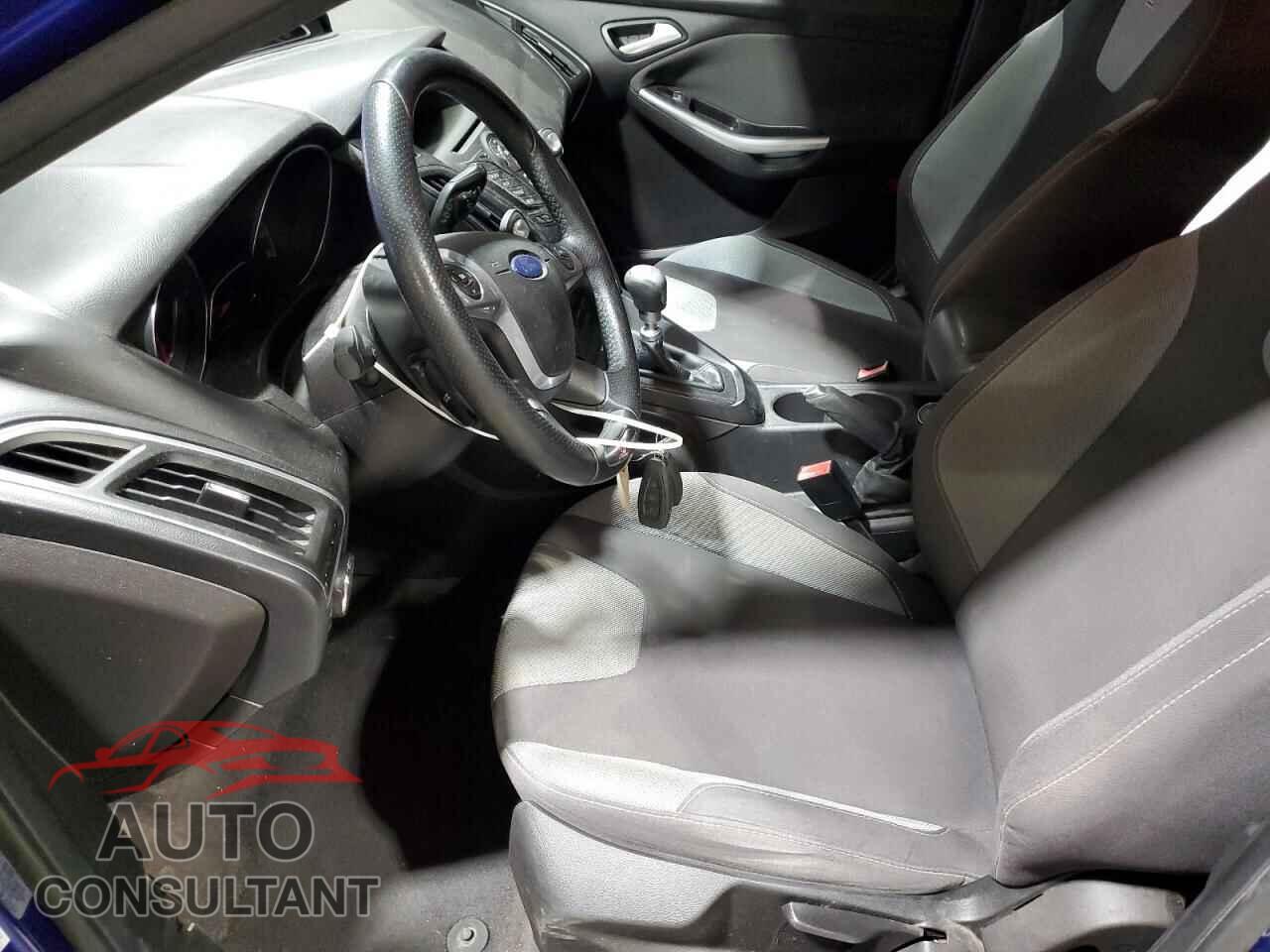 FORD FOCUS 2013 - 1FADP3L92DL142515