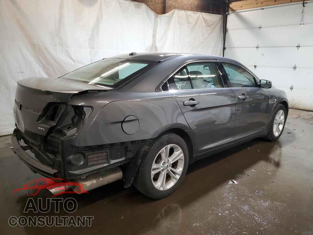 FORD TAURUS 2015 - 1FAHP2E88FG183436