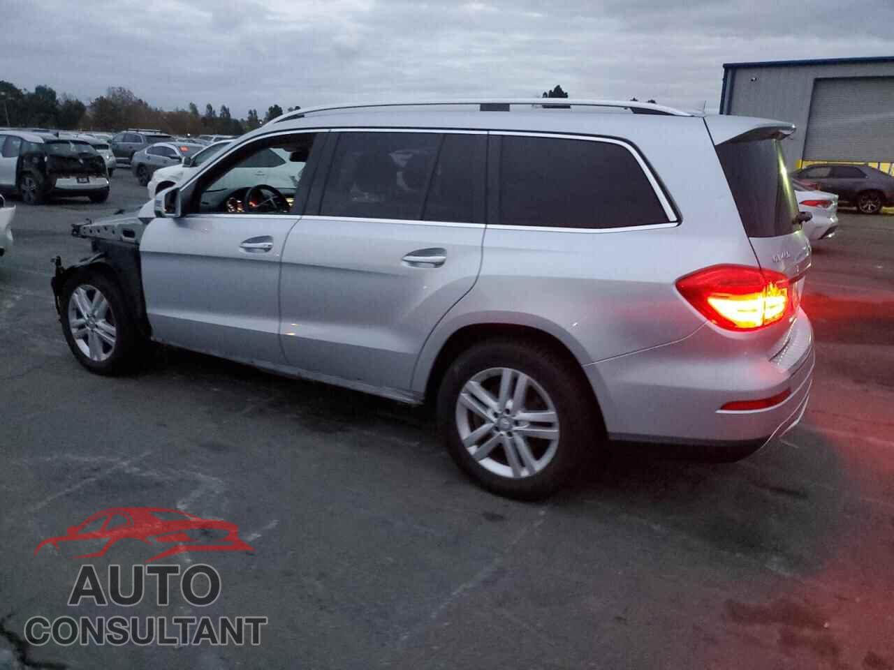 MERCEDES-BENZ GL-CLASS 2013 - 4JGDF7CE4DA252717
