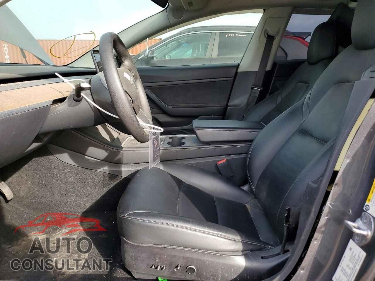 TESLA MODEL 3 2021 - 5YJ3E1EA4MF870878