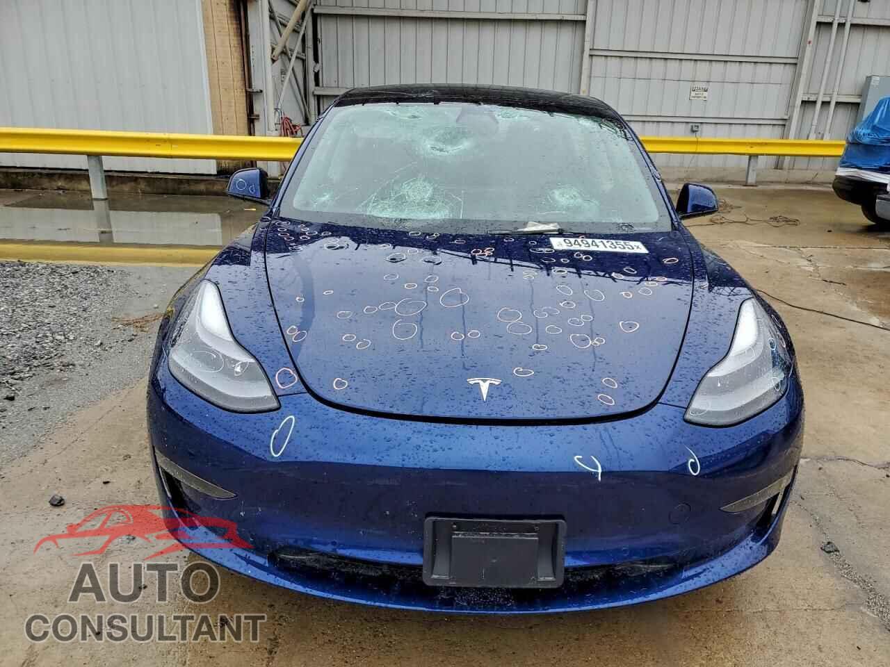 TESLA MODEL 3 2021 - 5YJ3E1EAXMF091615