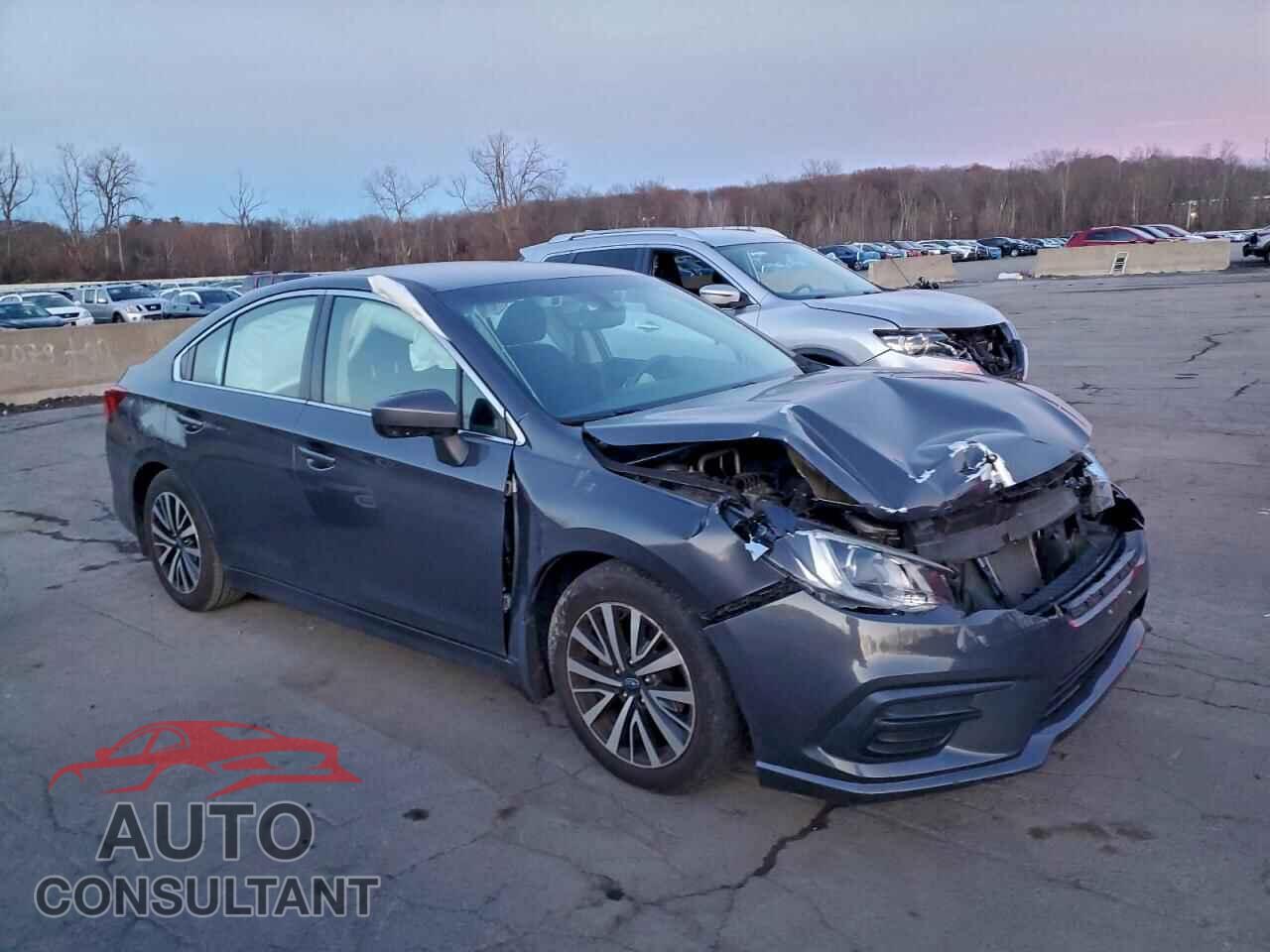 SUBARU LEGACY 2019 - 4S3BNAF60K3038034