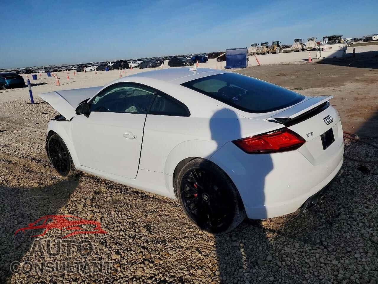 AUDI TT 2016 - TRUC5AFV1G1028083