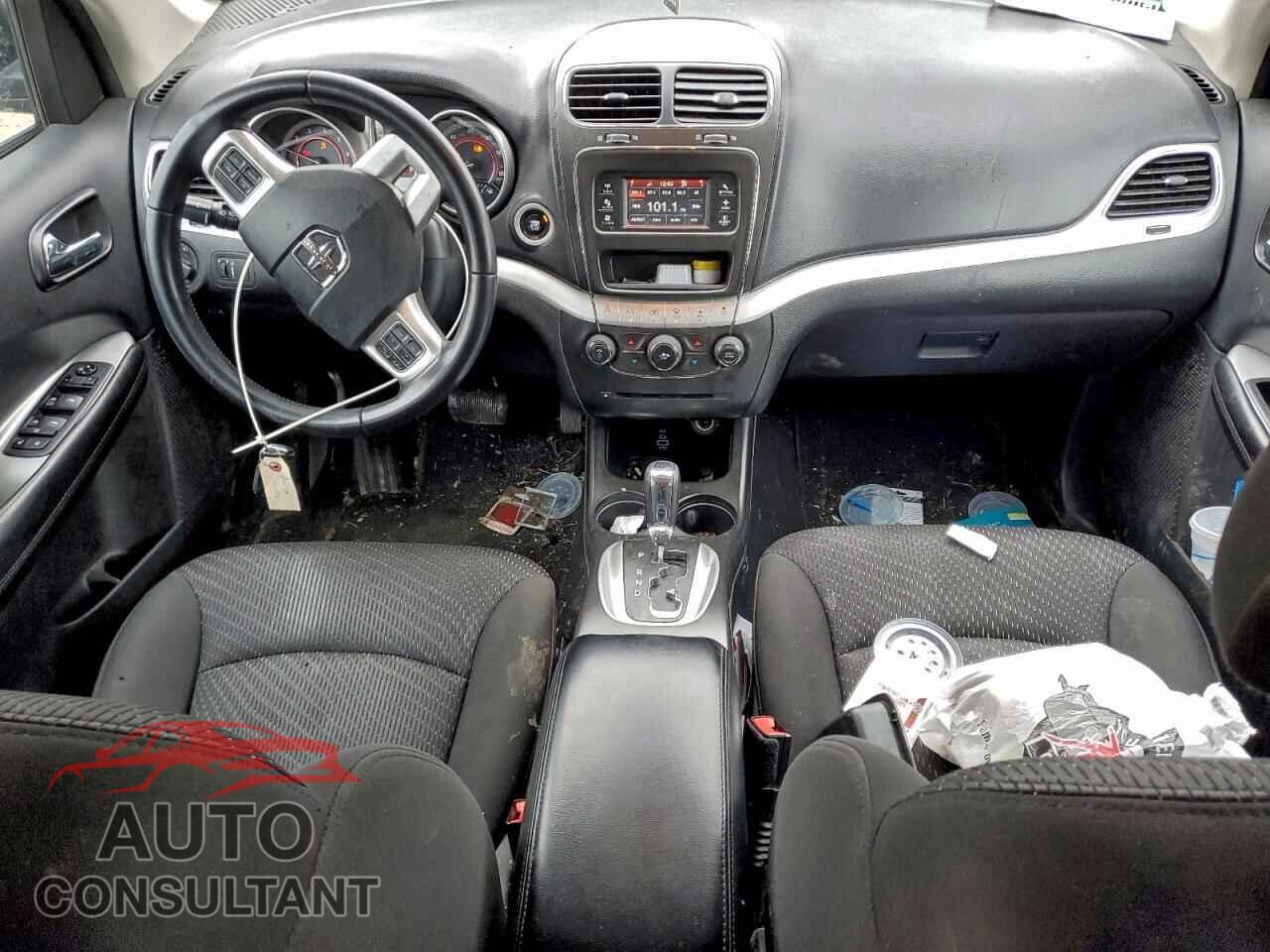DODGE JOURNEY 2018 - 3C4PDCAB3JT302083