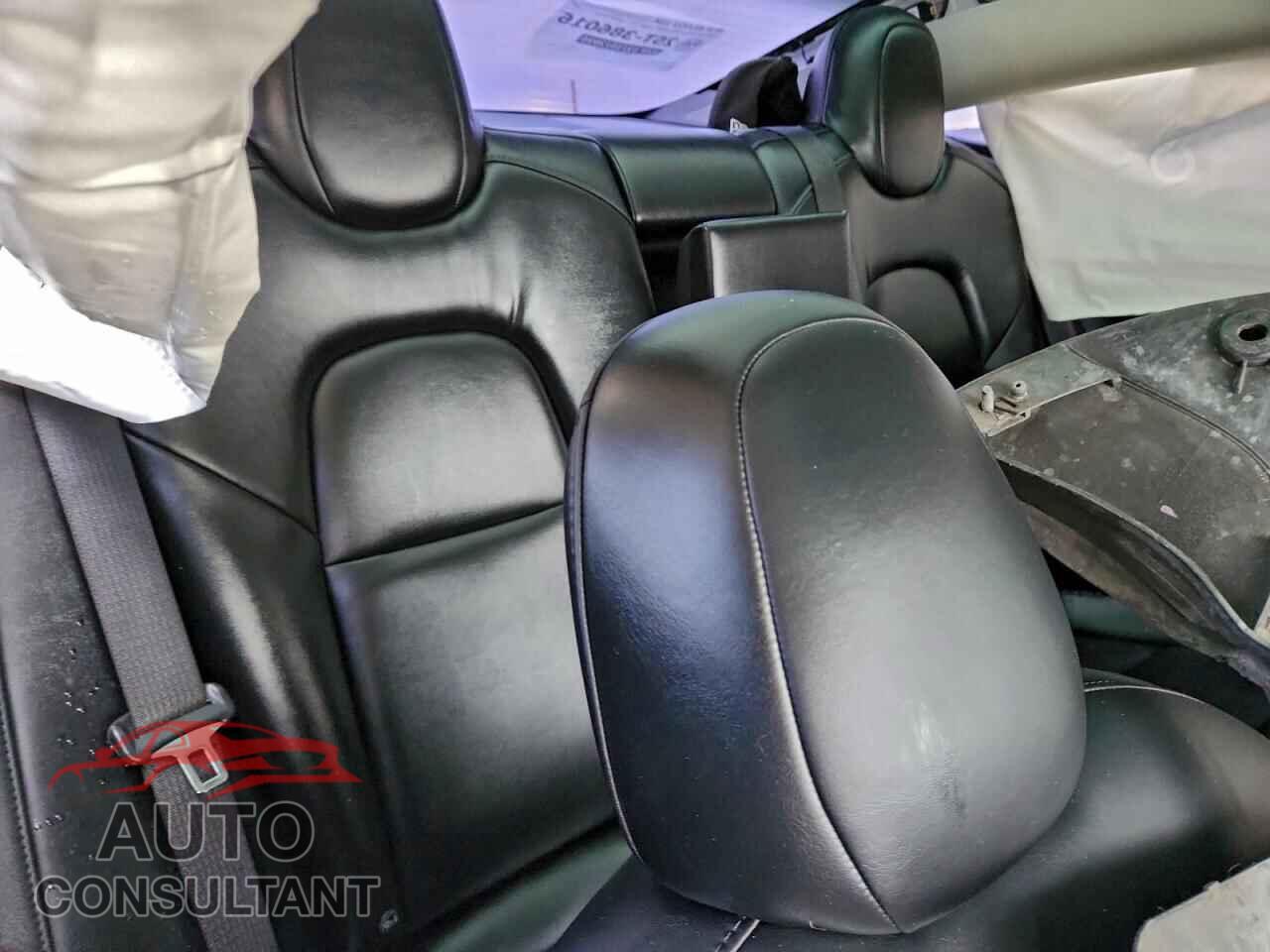 TESLA MODEL 3 2021 - 5YJ3E1EA0MF043802