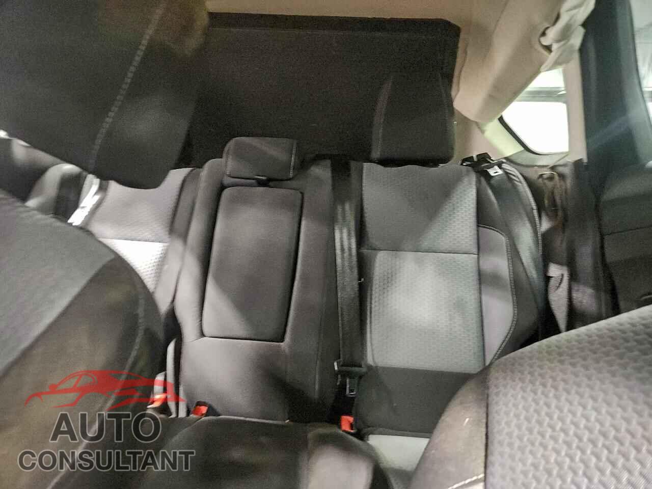 FORD ESCAPE 2017 - 1FMCU9GD5HUE44232