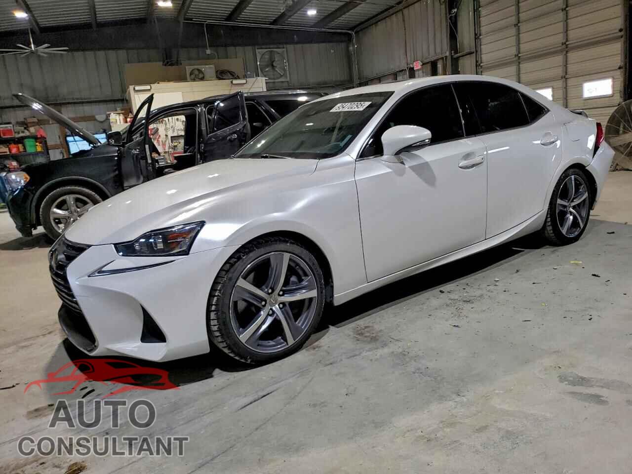 LEXUS IS 2017 - JTHCM1D20H5025237
