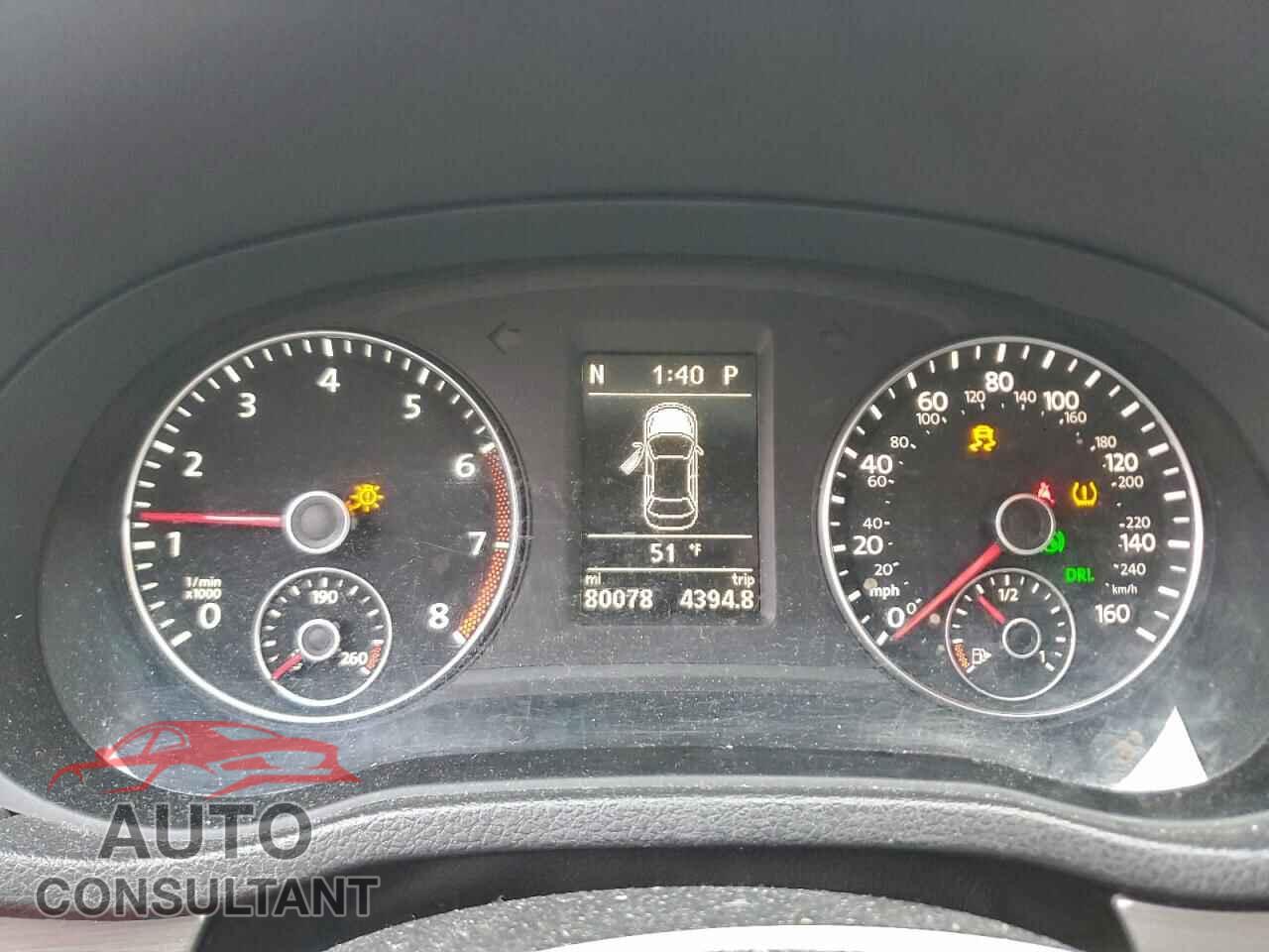 VOLKSWAGEN PASSAT 2015 - 1VWBT7A32FC070220