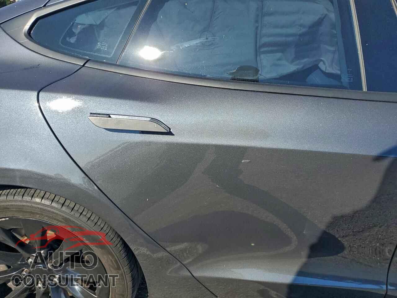 TESLA MODEL S 2016 - 5YJSA1E15GF147827