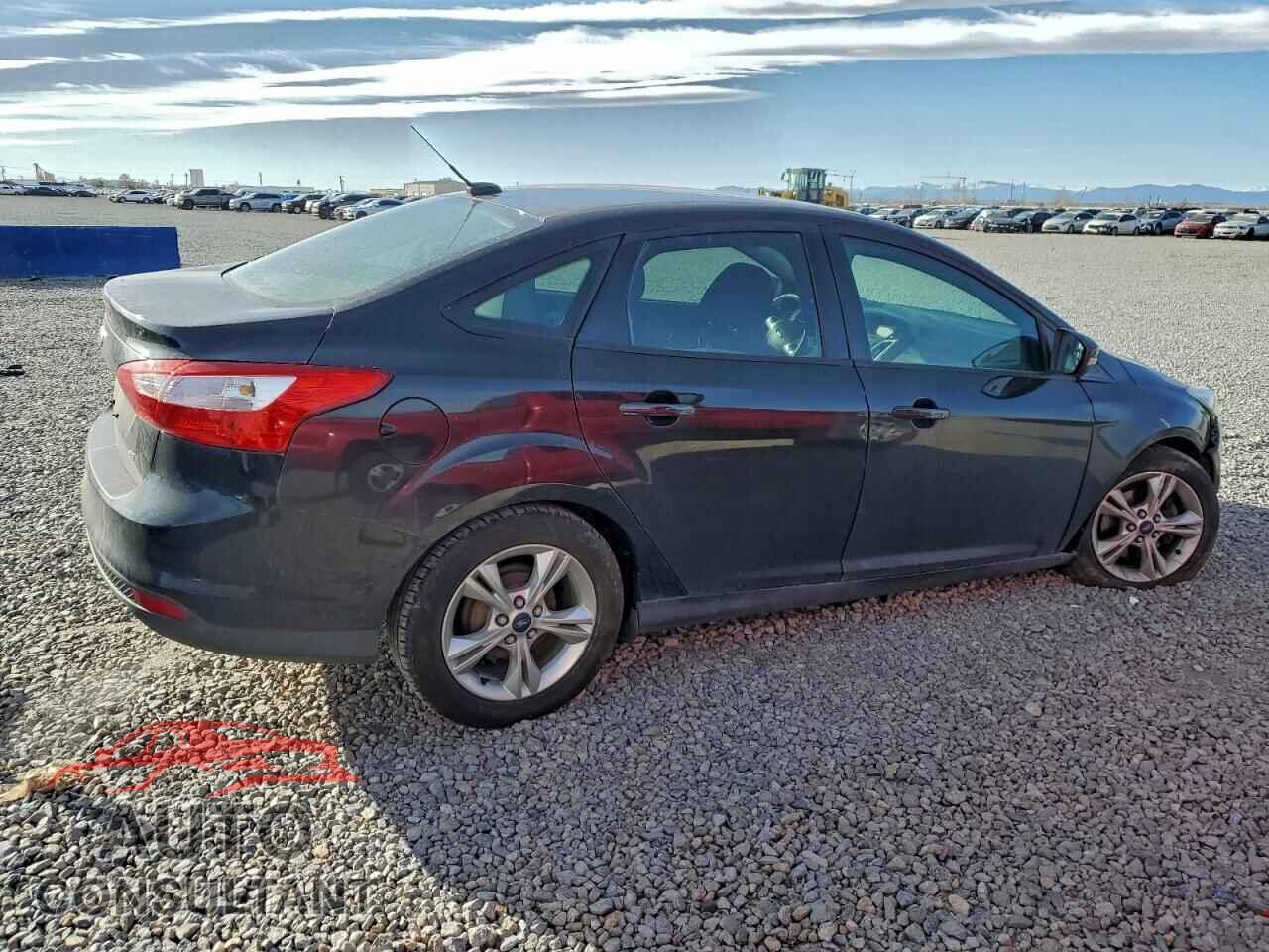 FORD FOCUS 2014 - 1FADP3F23EL392104