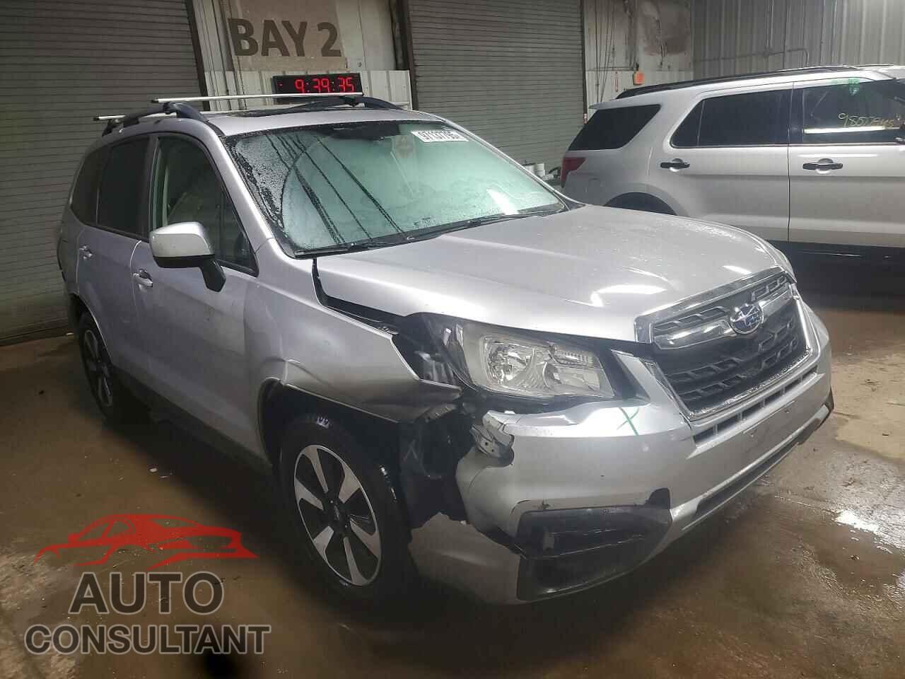 SUBARU FORESTER 2017 - JF2SJAEC2HH515417
