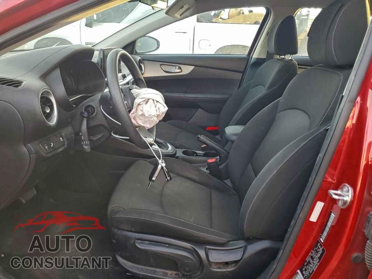 KIA FORTE 2023 - 3KPF24AD6PE683465