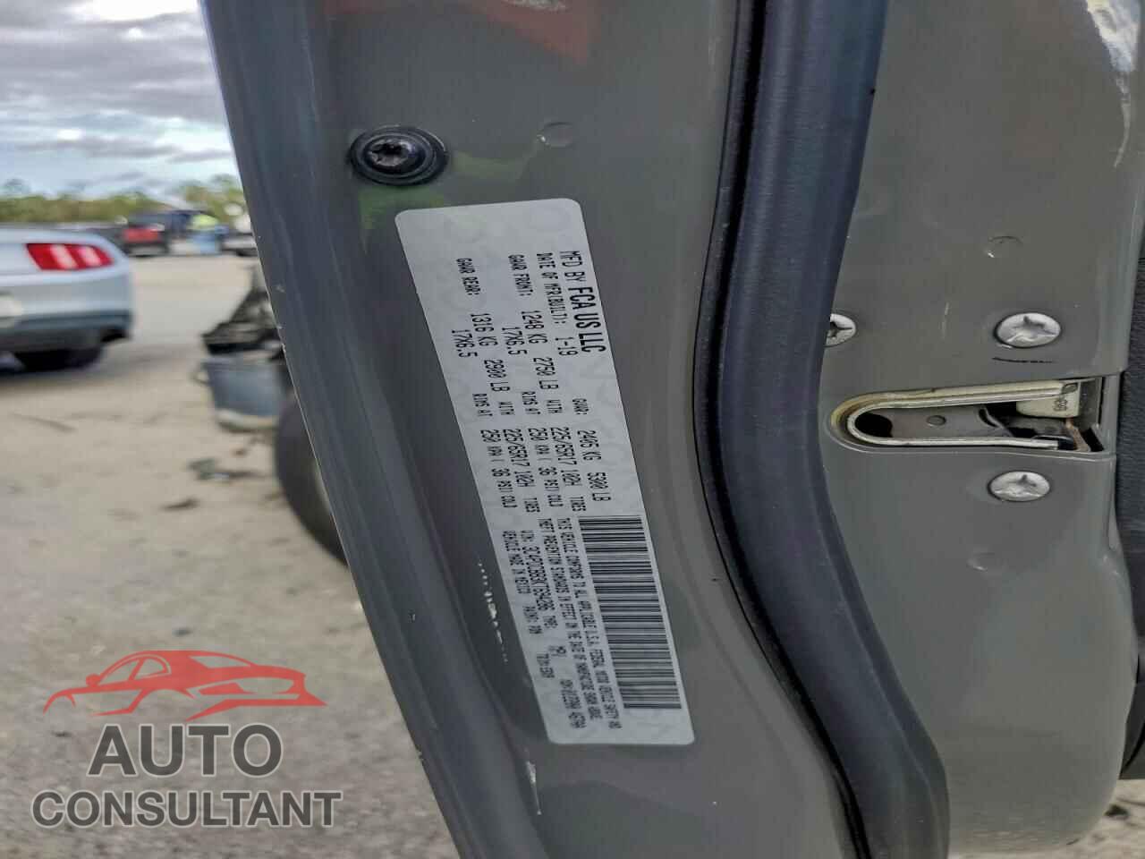 DODGE JOURNEY 2019 - 3C4PDCBB3KT694286