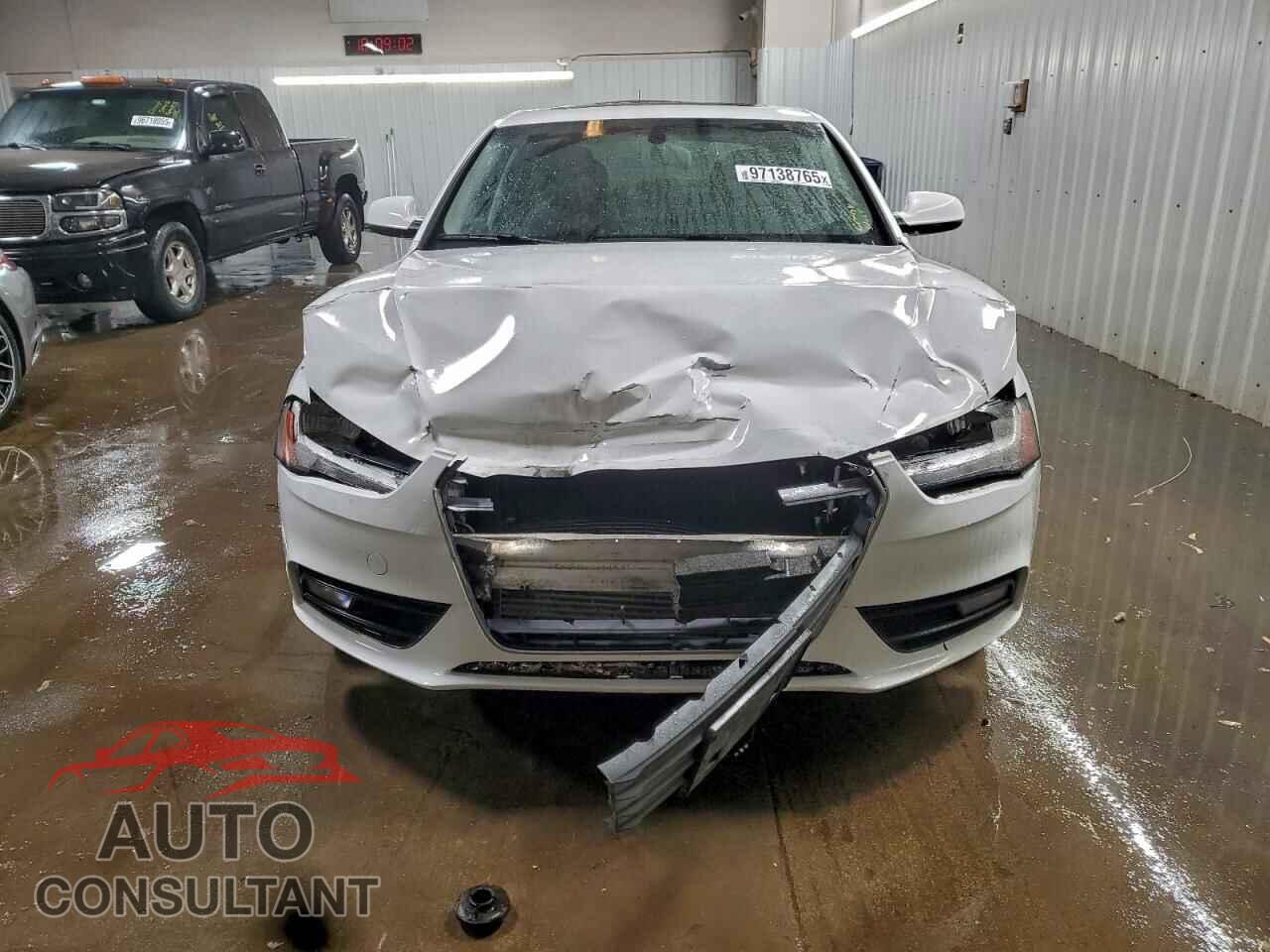AUDI A4 2014 - WAUBFAFL2EN031983