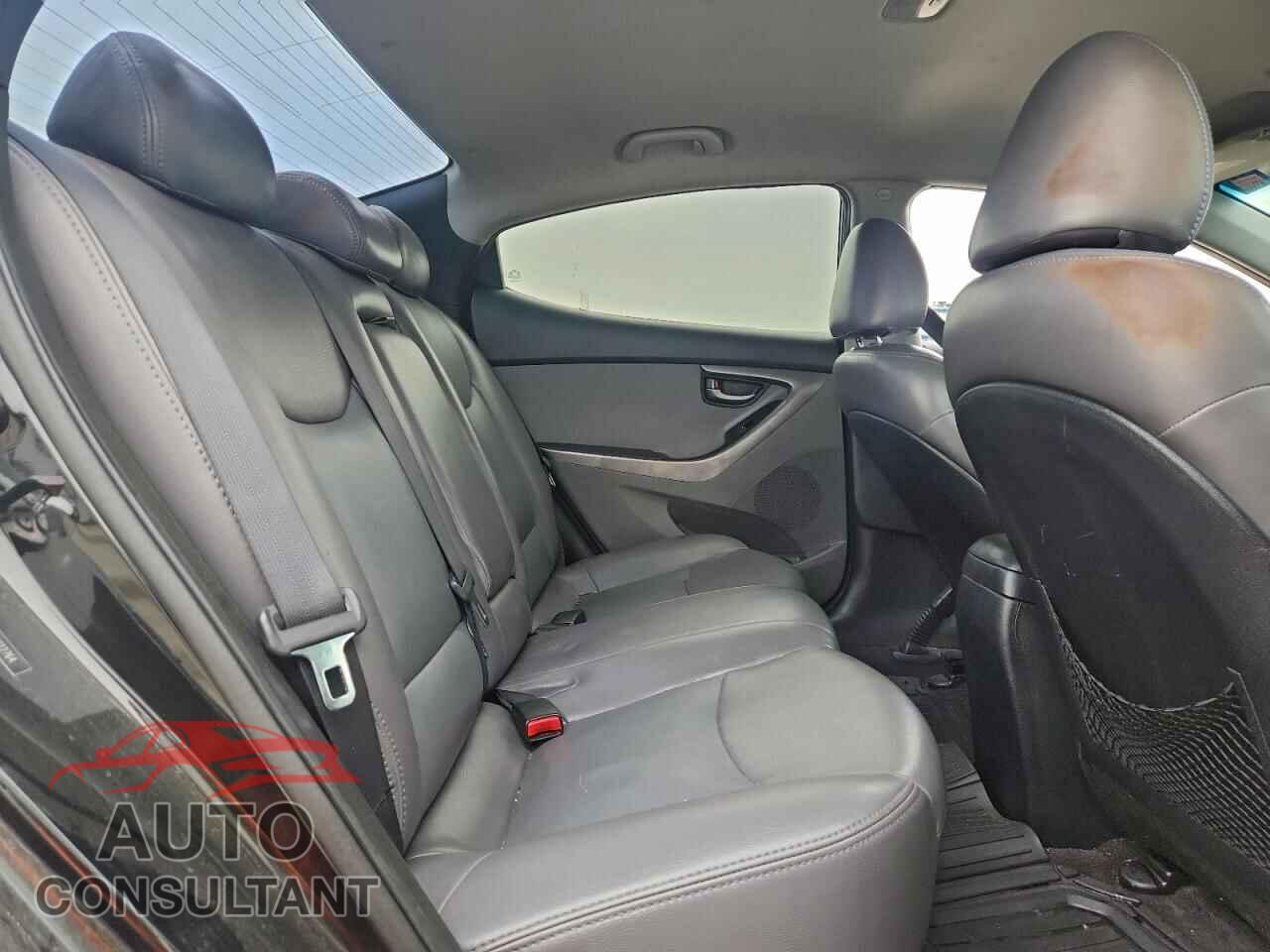 HYUNDAI ELANTRA 2012 - 5NPDH4AE5CH112764