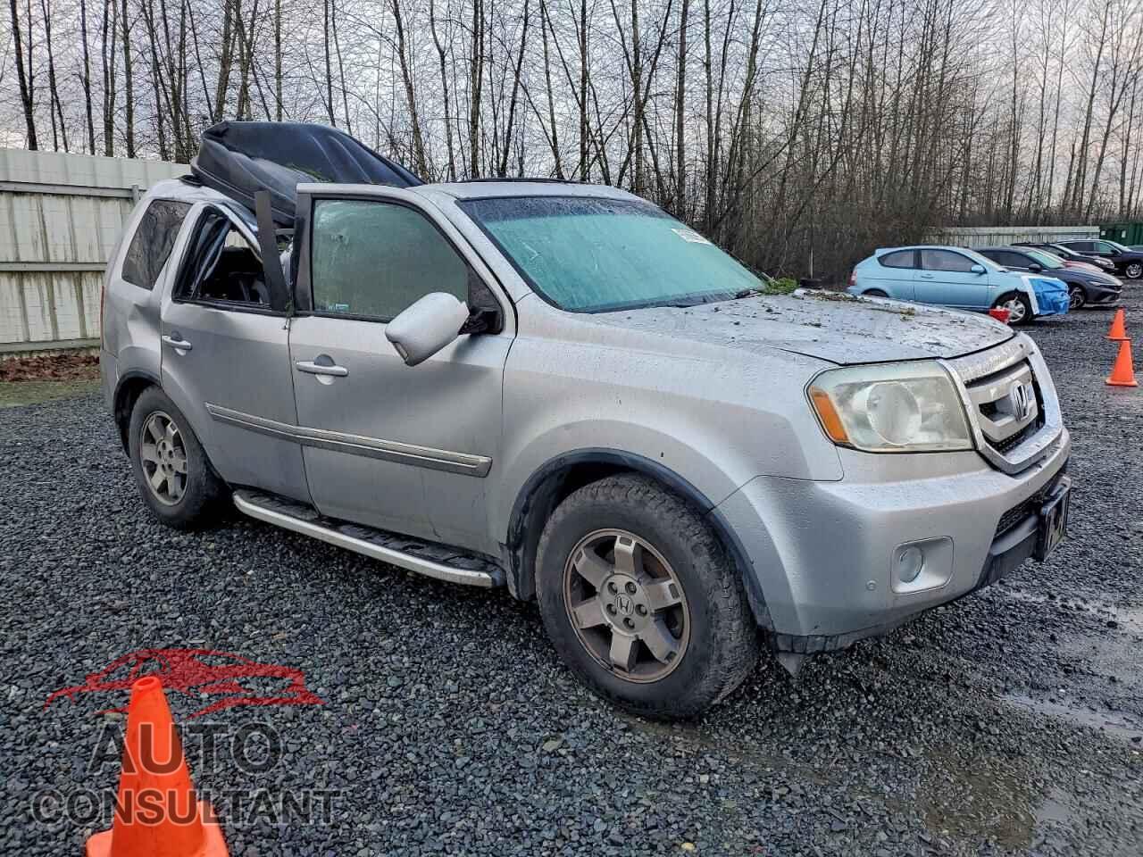 HONDA PILOT 2011 - 5FNYF4H90BB056066