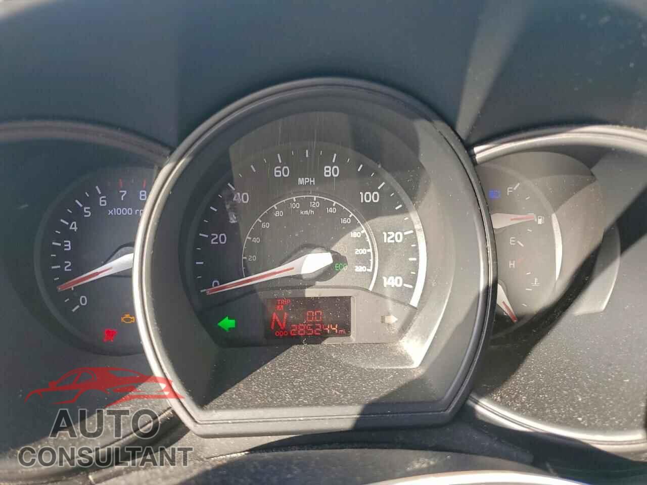KIA RIO 2014 - KNADM5A32E6401143