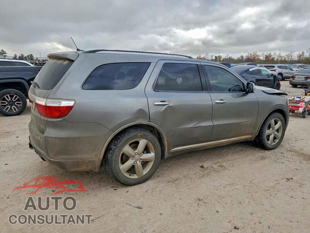 DODGE DURANGO 2012 - 1C4SDHET9CC181813