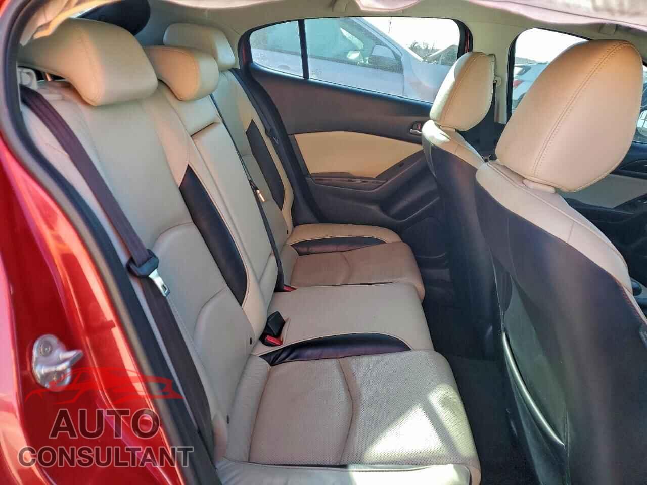 MAZDA 3 2014 - JM1BM1M38E1102090
